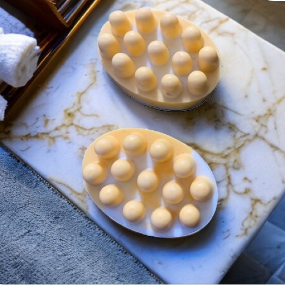 Handmade Soap - Oatmeal Honey & Milk Massage Soap Bar - Picture 2 of 14